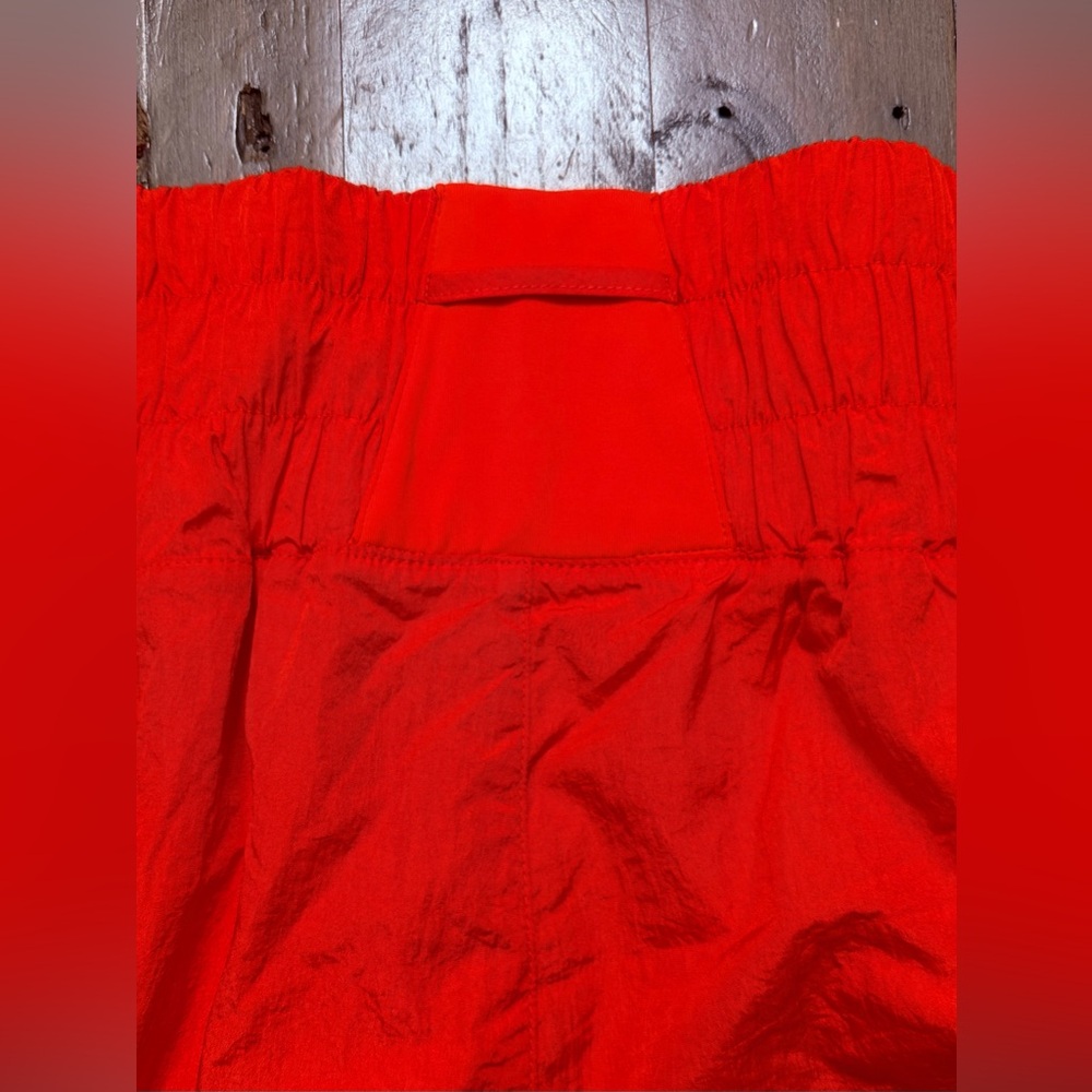 HALARA Women’s Super High Waist Split Hem 2-in-1 Casual Shorts - Large - Red - Picture 5 of 10